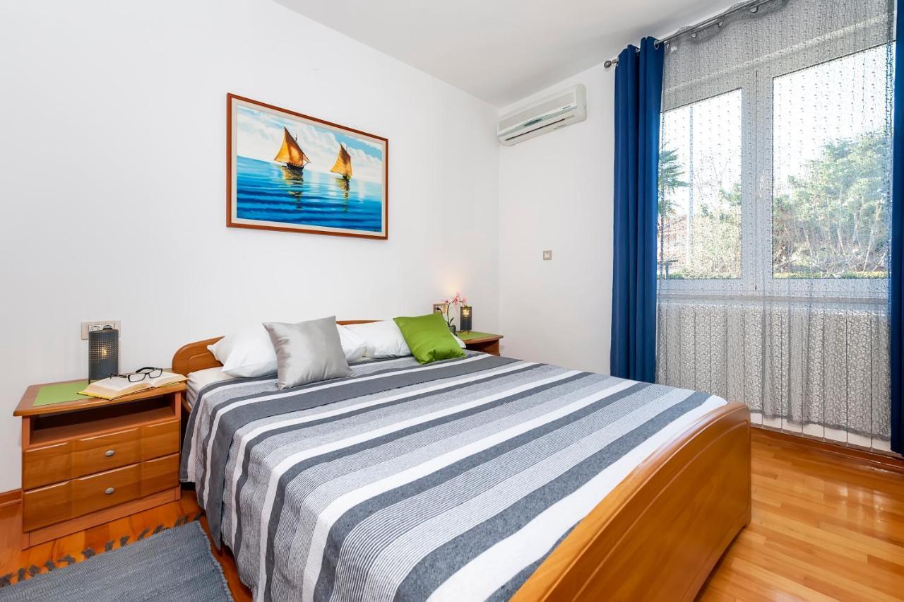 Apartment & Rooms Graciela Rovinj Luaran gambar