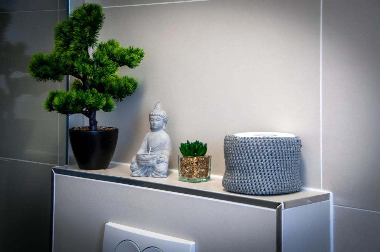 Apartment & Rooms Graciela Rovinj Luaran gambar